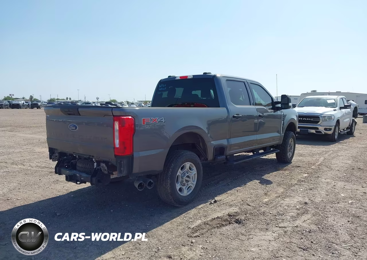 2025 Ford F-250 Xlt VIN:1FT7W2BT8SEC94673 - 4