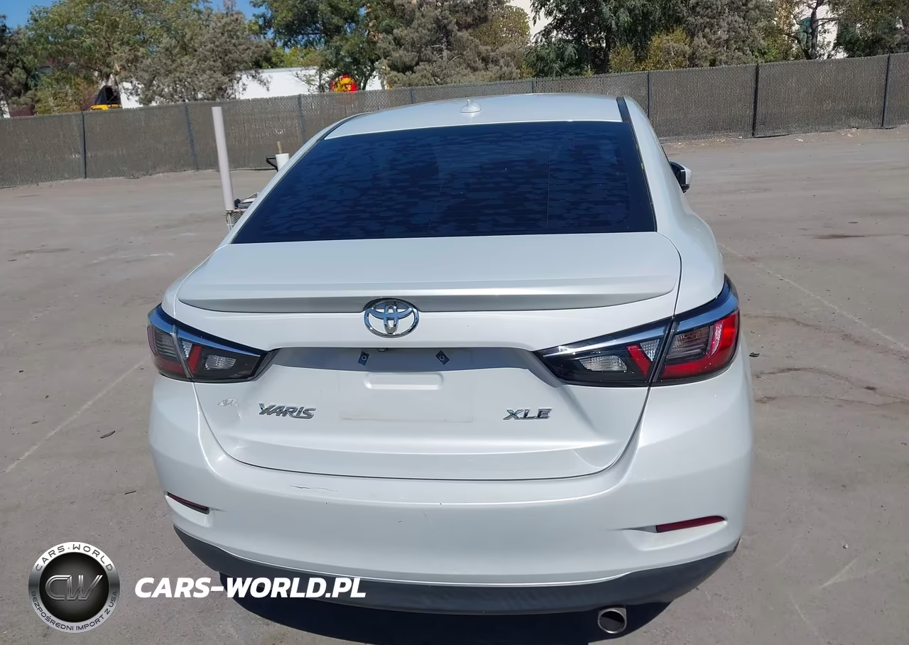 2019 Toyota Yaris Xle VIN:3MYDLBYV0KY507110 - 17