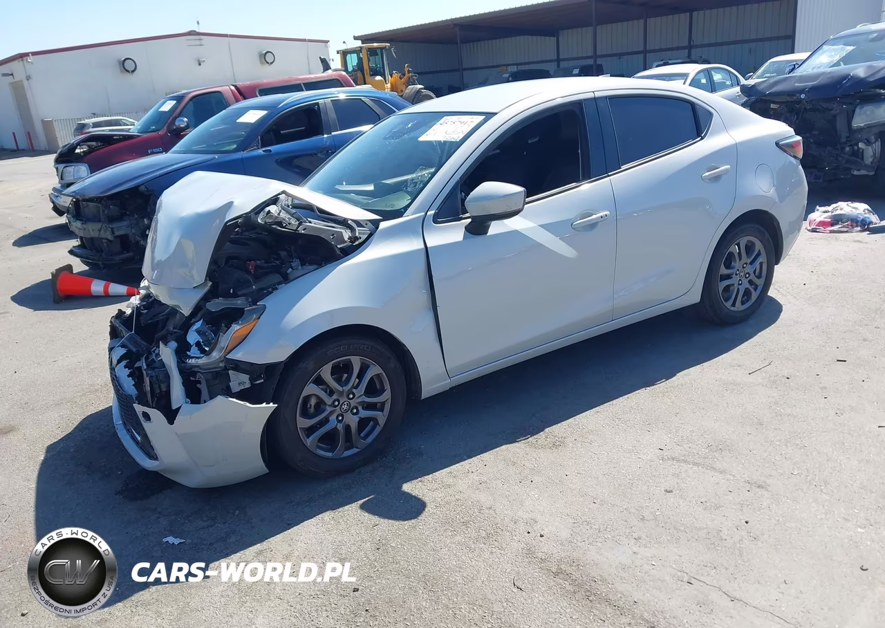 2019 Toyota Yaris Xle VIN:3MYDLBYV0KY507110 - 2