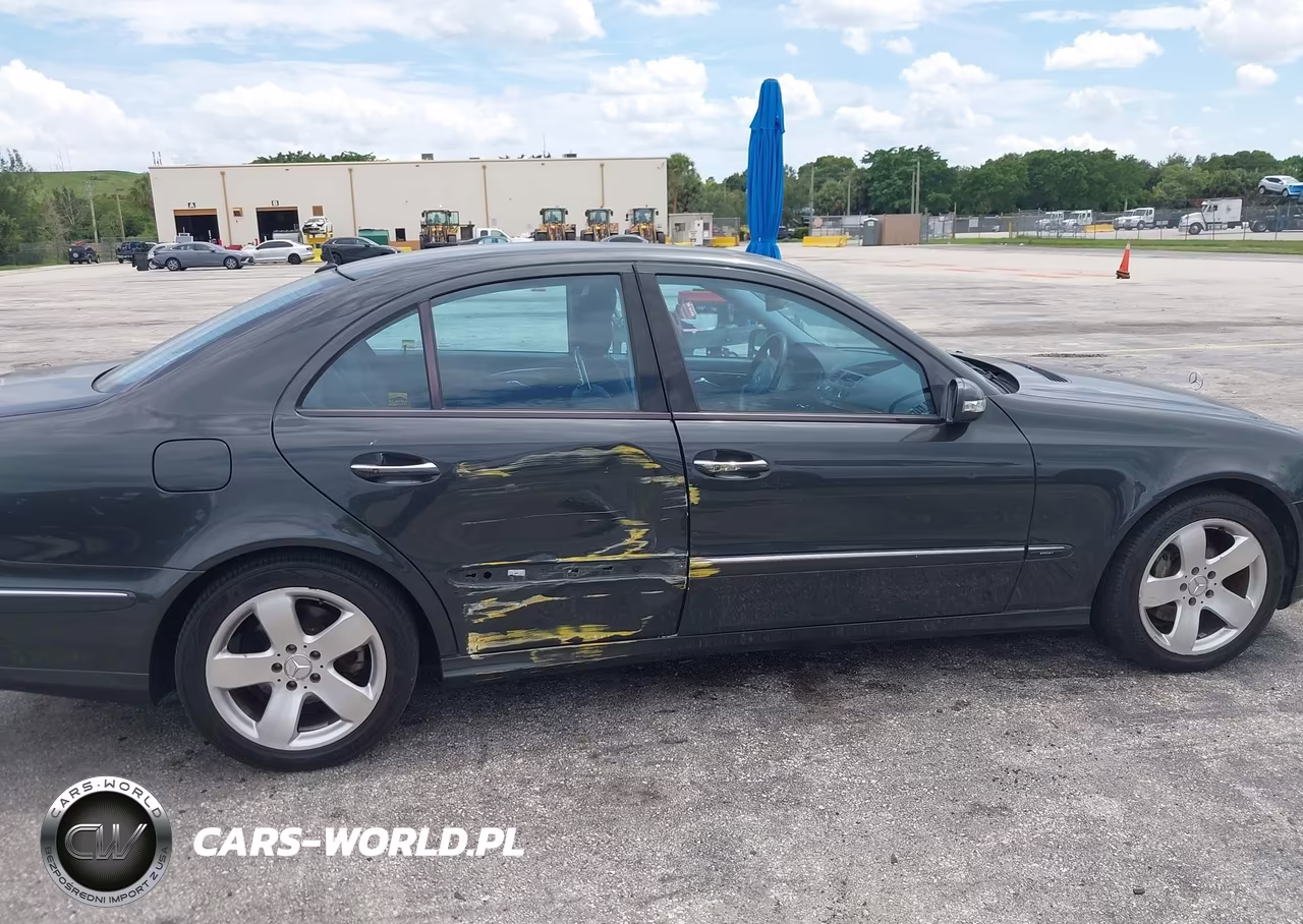 2003 Mercedes-Benz E 500 VIN:WDBUF70J83A223076 - 6