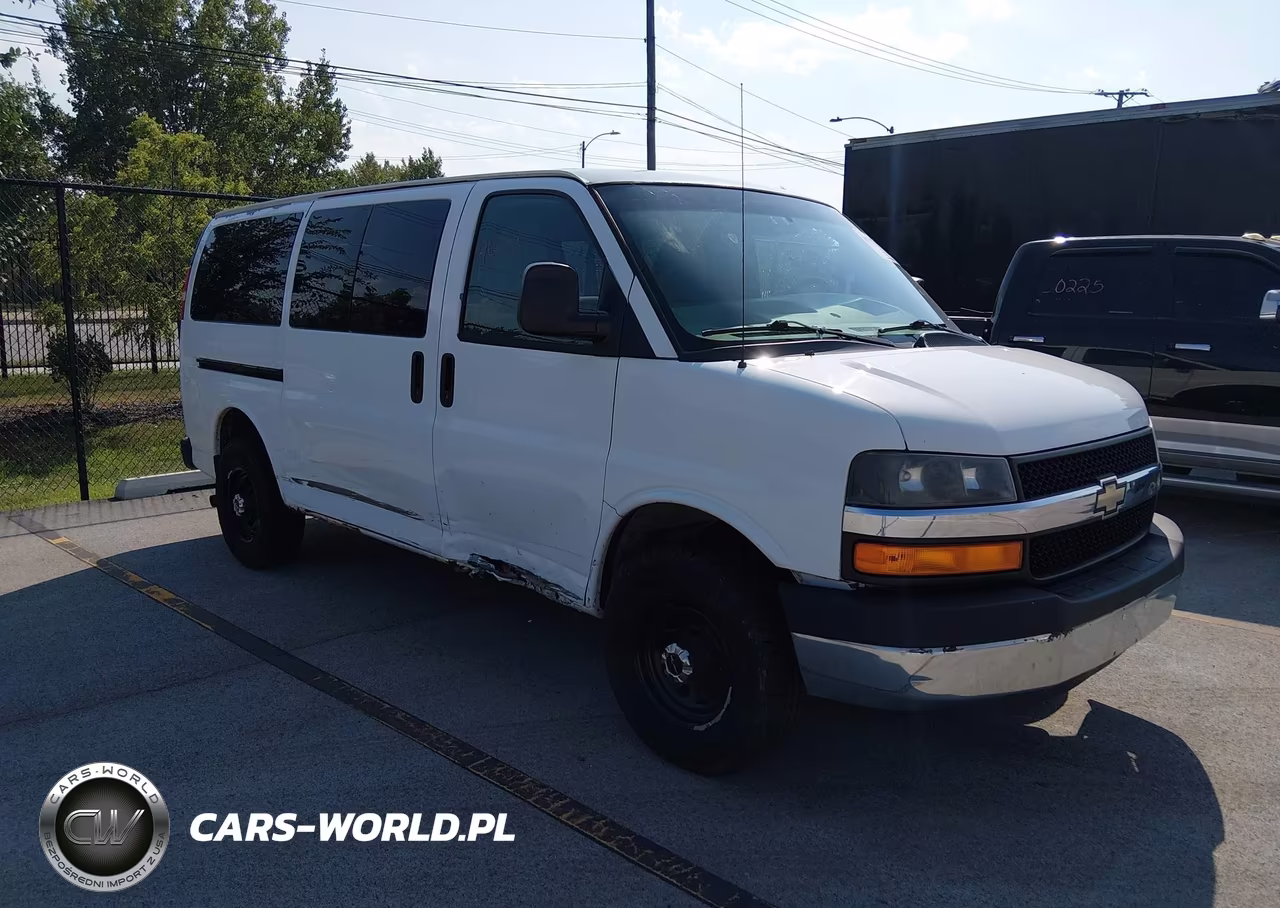 2012 Chevrolet Express 3500 Lt