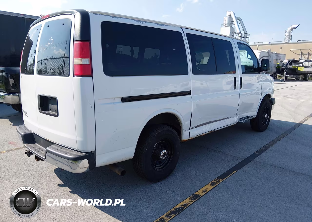 2012 Chevrolet Express 3500 Lt VIN:1GAZGYFG5C1173090 - 4