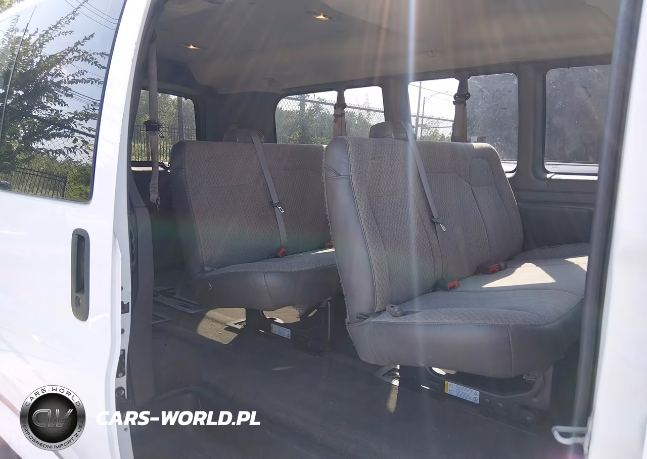 2012 Chevrolet Express 3500 Lt VIN:1GAZGYFG5C1173090 - 8