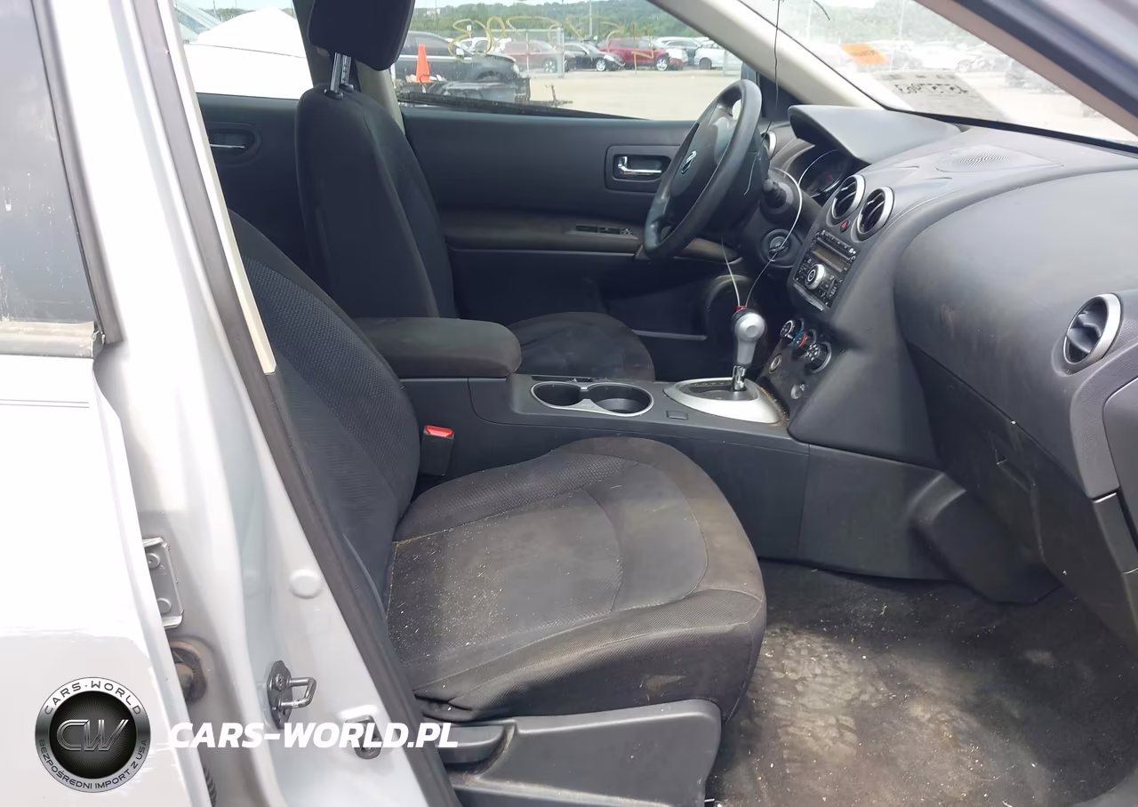 2014 Nissan Rogue Select S VIN:JN8AS5MT6EW102637 - 5