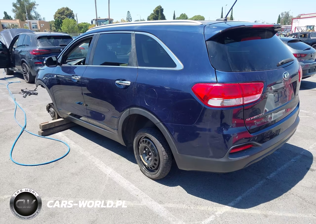 2018 Kia Sorento 3.3L Lx VIN:5XYPG4A59JG372590 - 3