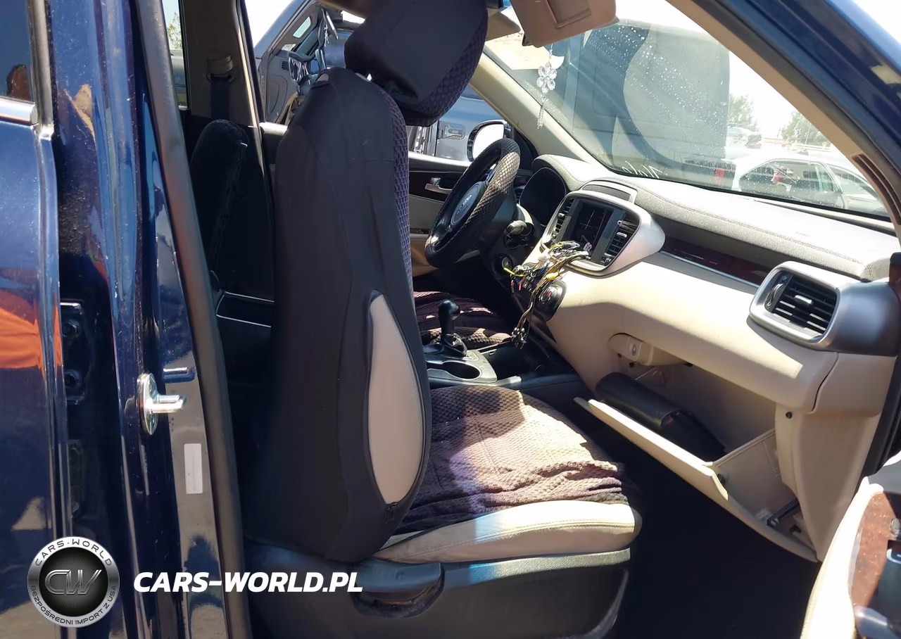 2018 Kia Sorento 3.3L Lx VIN:5XYPG4A59JG372590 - 5