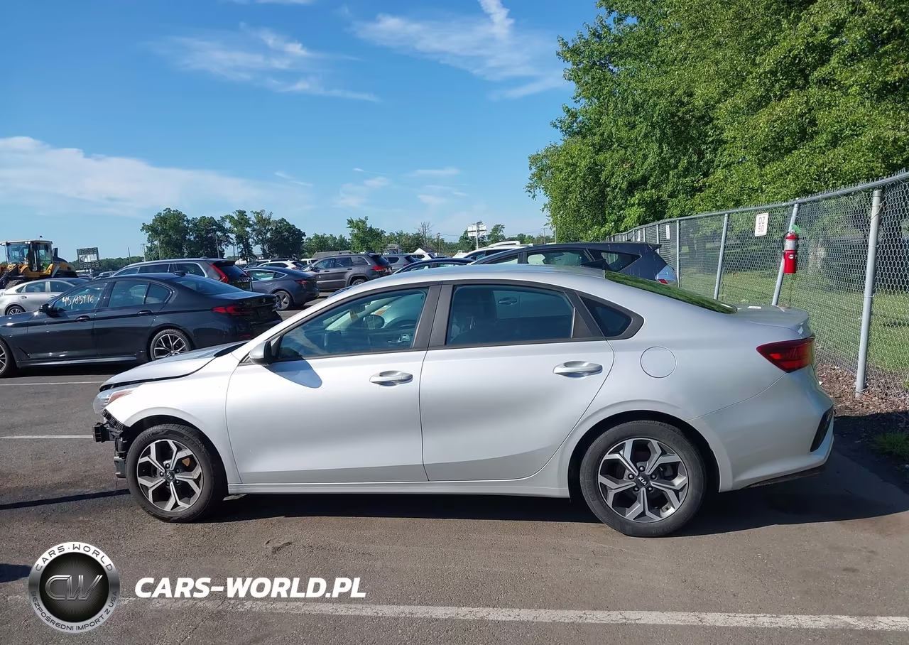 2021 Kia Forte Lxs VIN:3KPF24AD6ME326556 - 14