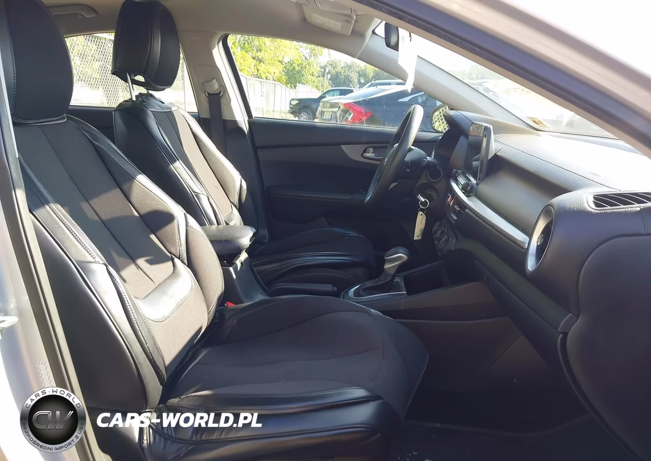 2021 Kia Forte Lxs VIN:3KPF24AD6ME326556 - 5