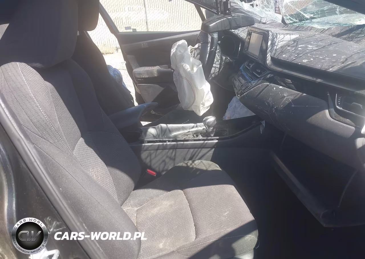 2018 Toyota C-Hr Xle VIN:NMTKHMBX7JR039748 - 5