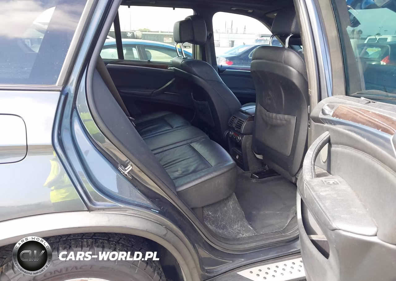 2011 BMW X5 xDrive35D VIN:5UXZW0C56BL370852 - 8