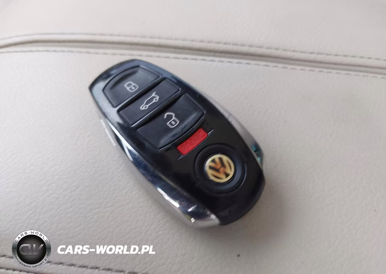 2011 Volkswagen Touareg Hybrid VIN:WVGFG9BP6BD002301 - 11