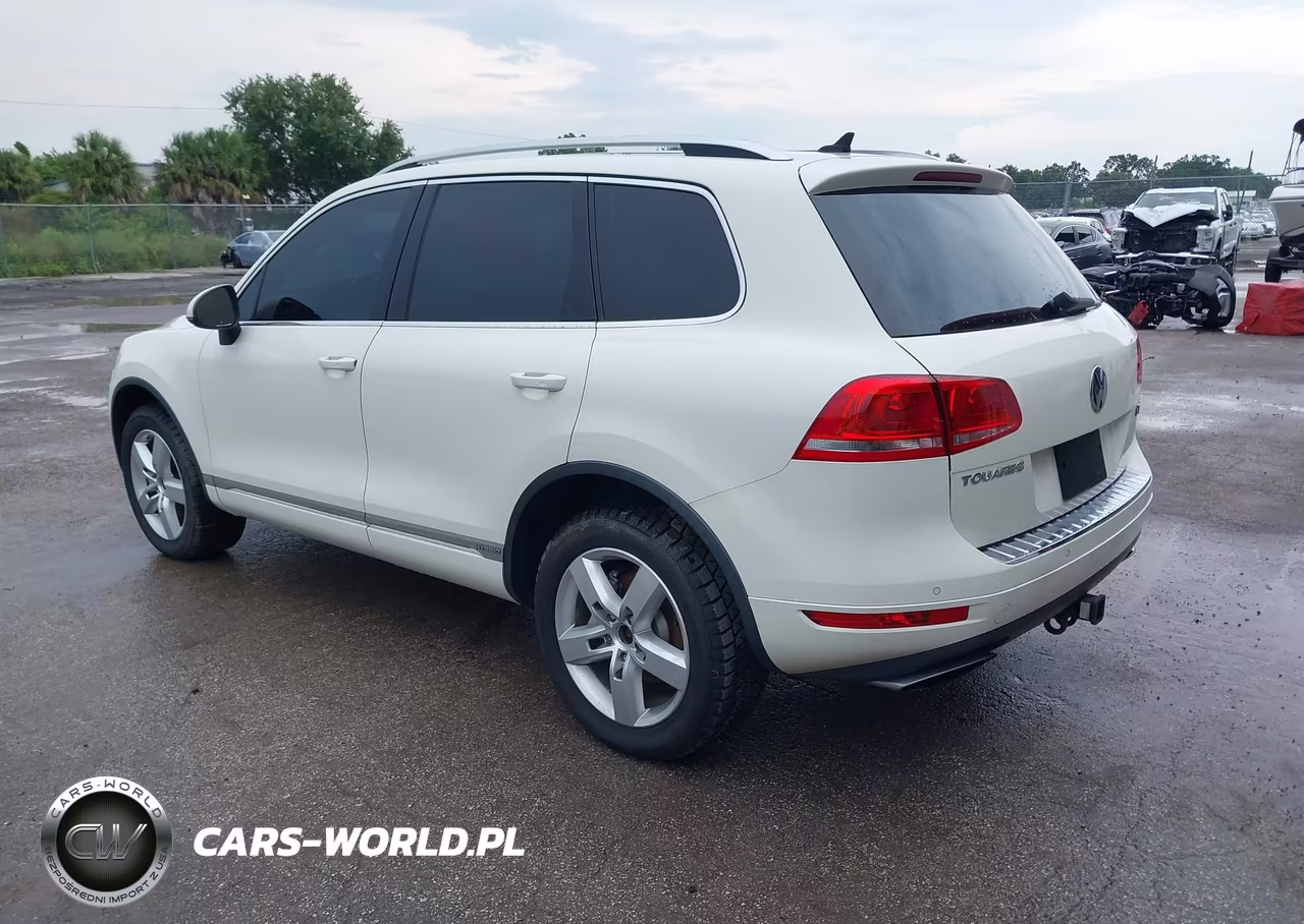 2011 Volkswagen Touareg Hybrid VIN:WVGFG9BP6BD002301 - 3