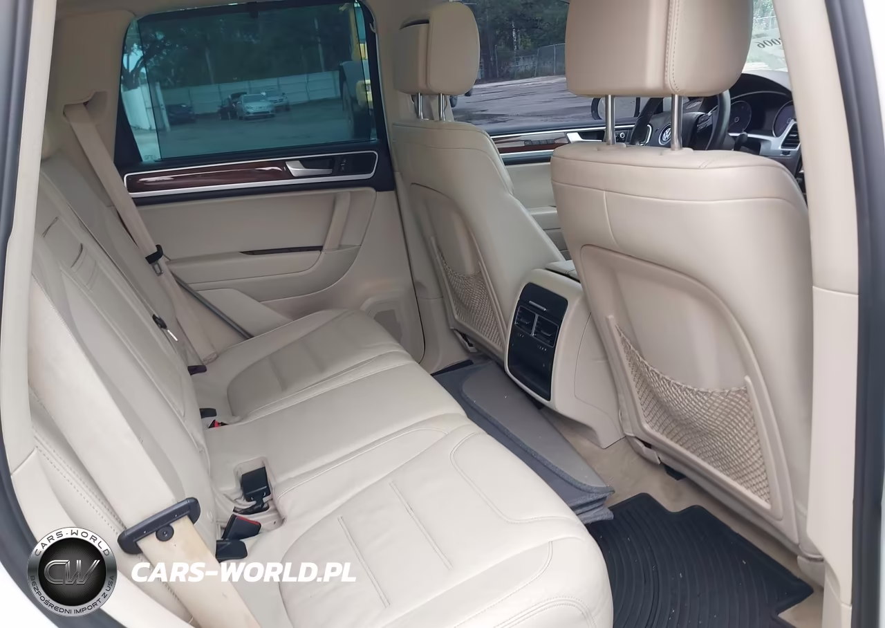 2011 Volkswagen Touareg Hybrid VIN:WVGFG9BP6BD002301 - 8