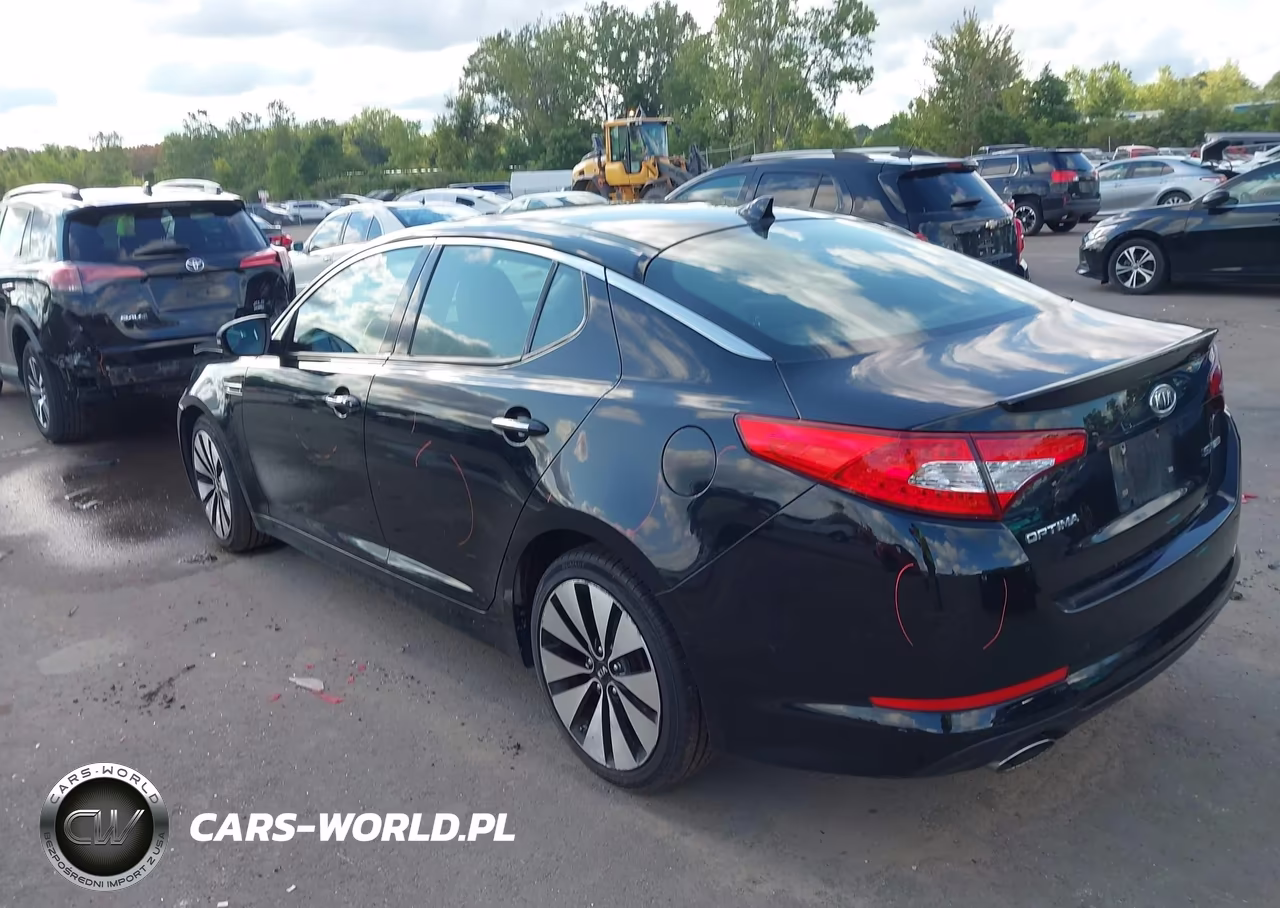 2012 Kia Optima Sx VIN:5XXGR4A67CG001762 - 3