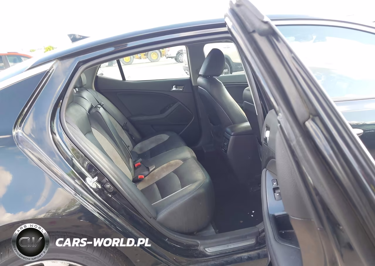 2012 Kia Optima Sx VIN:5XXGR4A67CG001762 - 8