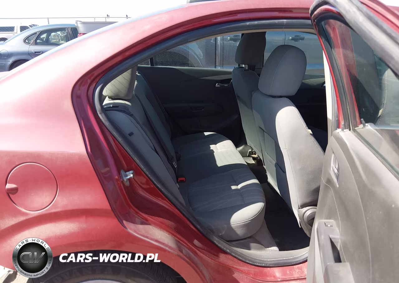2015 Chevrolet Sonic Lt Auto VIN:1G1JC5SHXF4161557 - 8