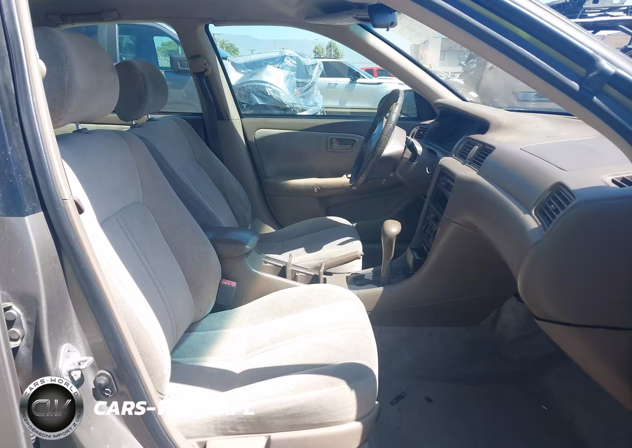1999 Toyota Camry Ce VIN:4T1BG22K6XU881994 - 5