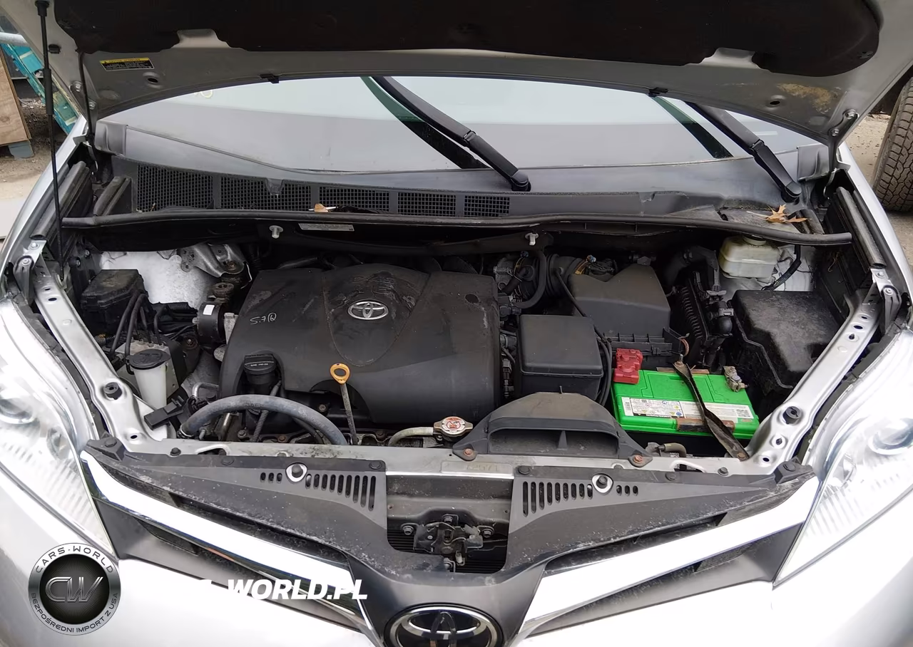 2019 Toyota Sienna Le 8 Passenger VIN:5TDKZ3DC0KS016784 - 10