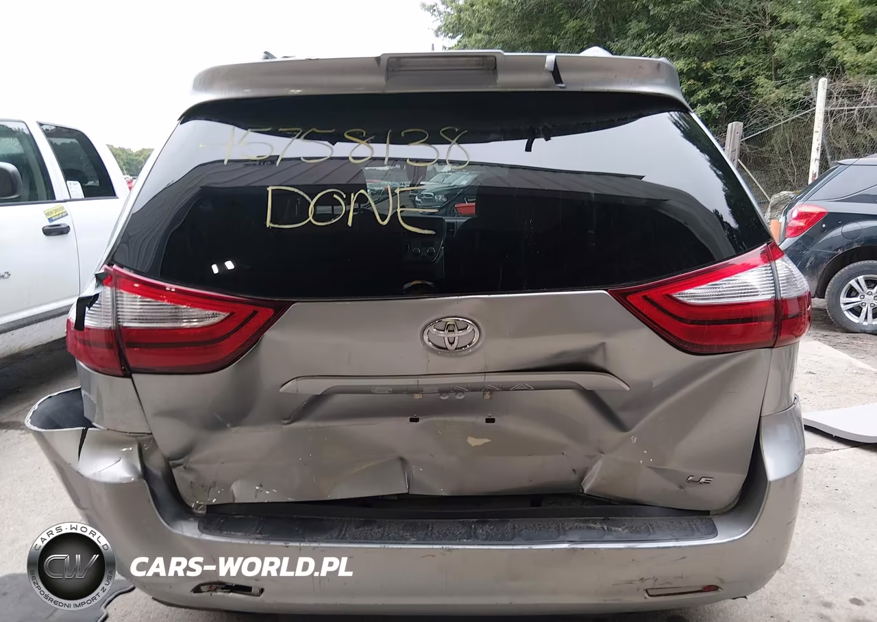 2019 Toyota Sienna Le 8 Passenger VIN:5TDKZ3DC0KS016784 - 16
