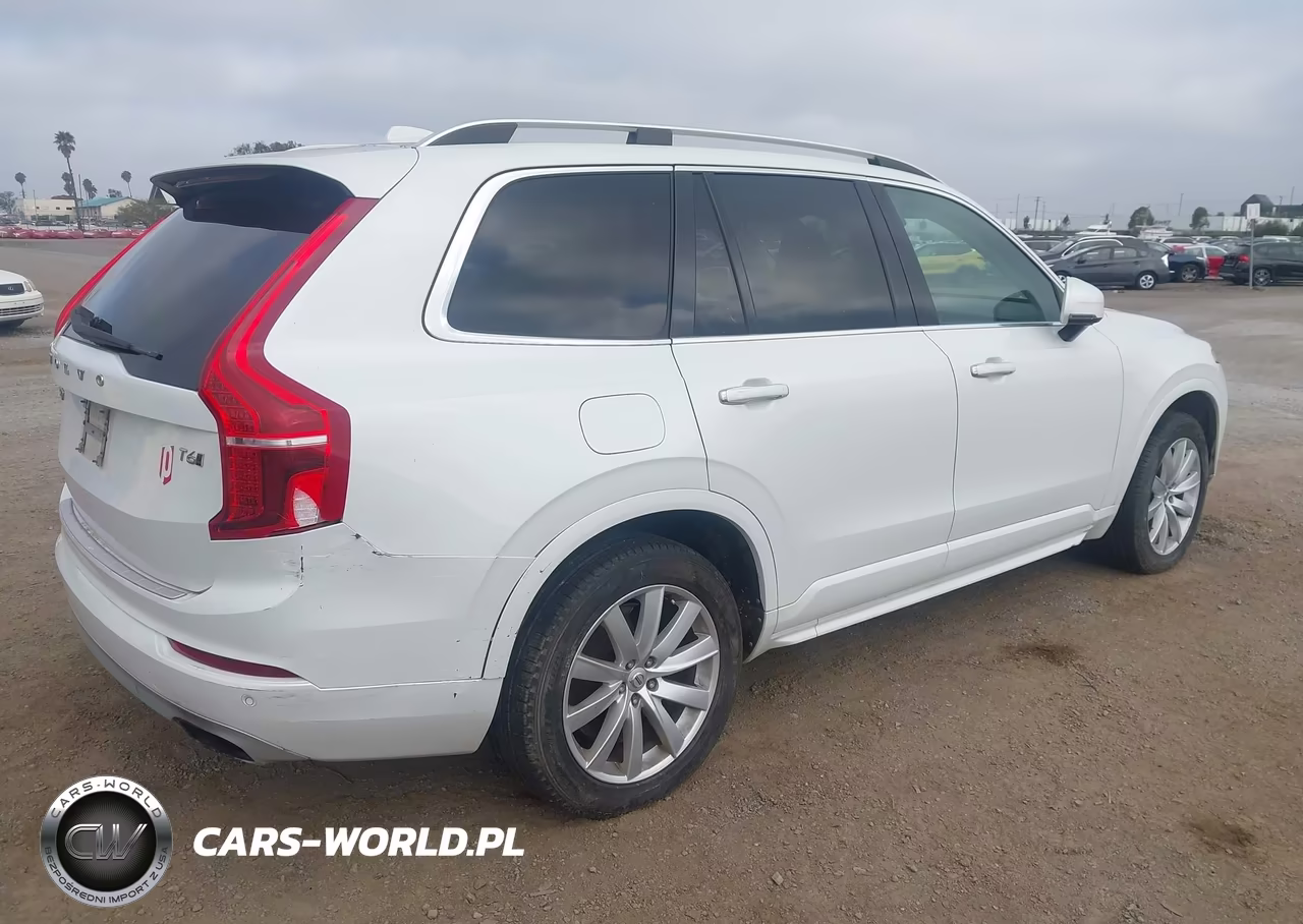 2017 Volvo Xc90 T6 Momentum VIN:YV4A22PK3H1183656 - 4