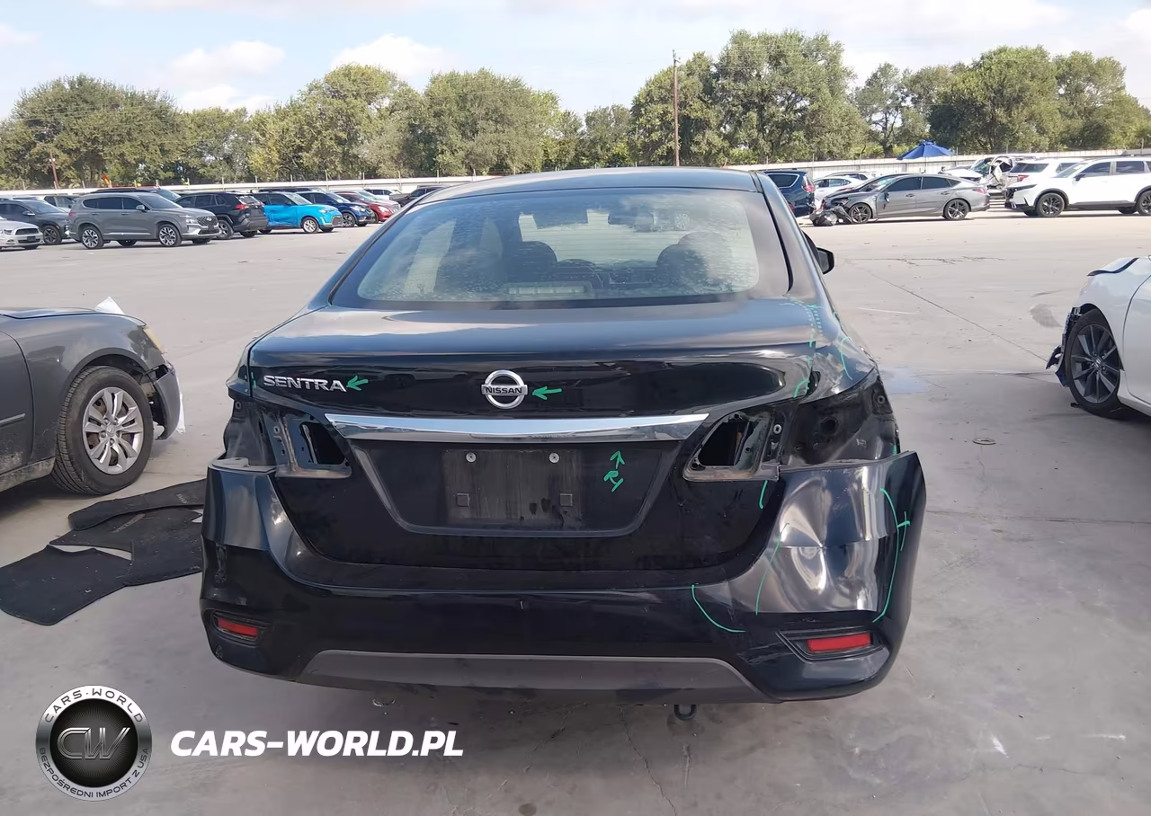 2018 Nissan Sentra S VIN:3N1AB7AP8JY333270 - 17
