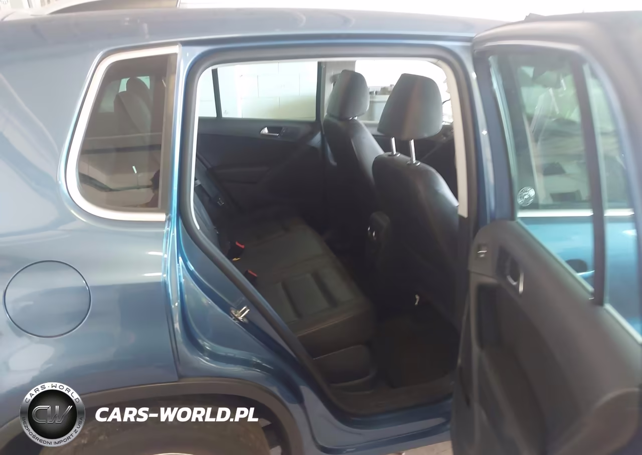 2017 Volkswagen Tiguan 2.0T Wolfsburg Edition VIN:WVGSV7AX5HK029150 - 8