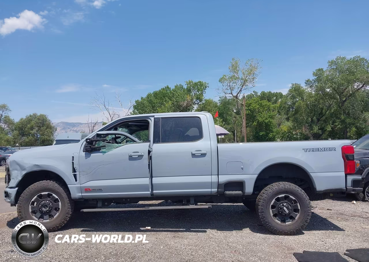 2025 Ford F-350 Lariat VIN:1FT8W3BM4SEC65500 - 14