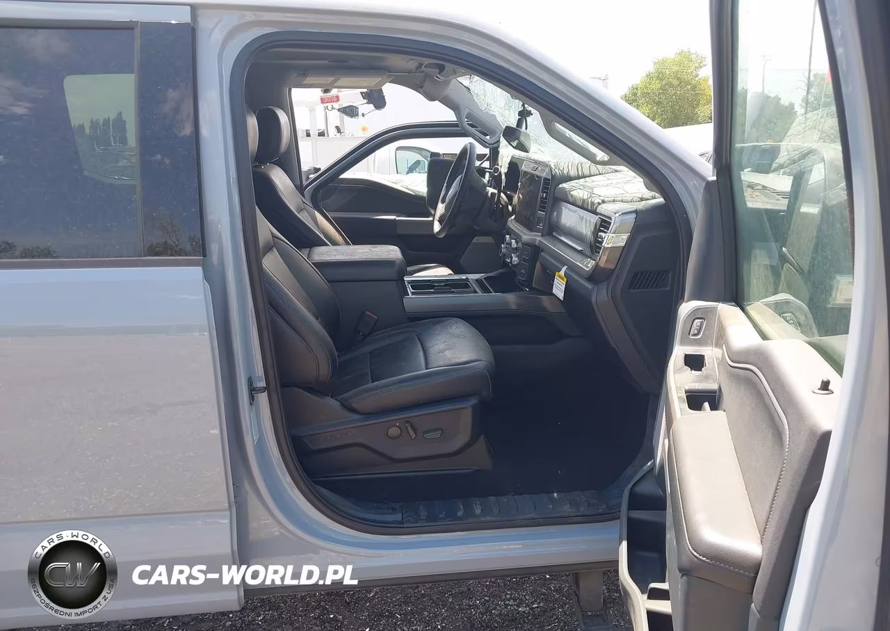2025 Ford F-350 Lariat VIN:1FT8W3BM4SEC65500 - 5