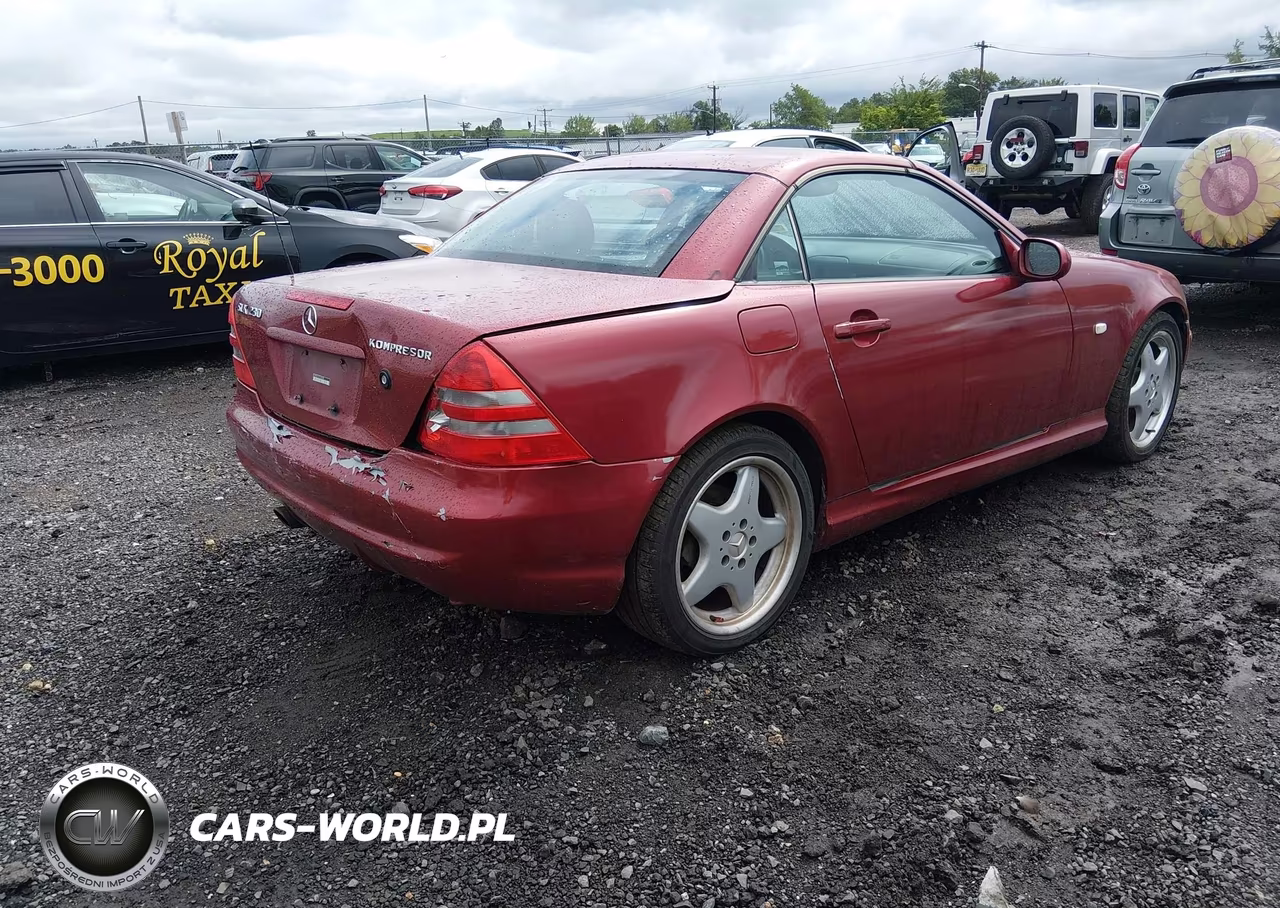 2000 Mercedes-Benz Slk 230 Kompressor VIN:WDBKK47F3YF156383 - 4