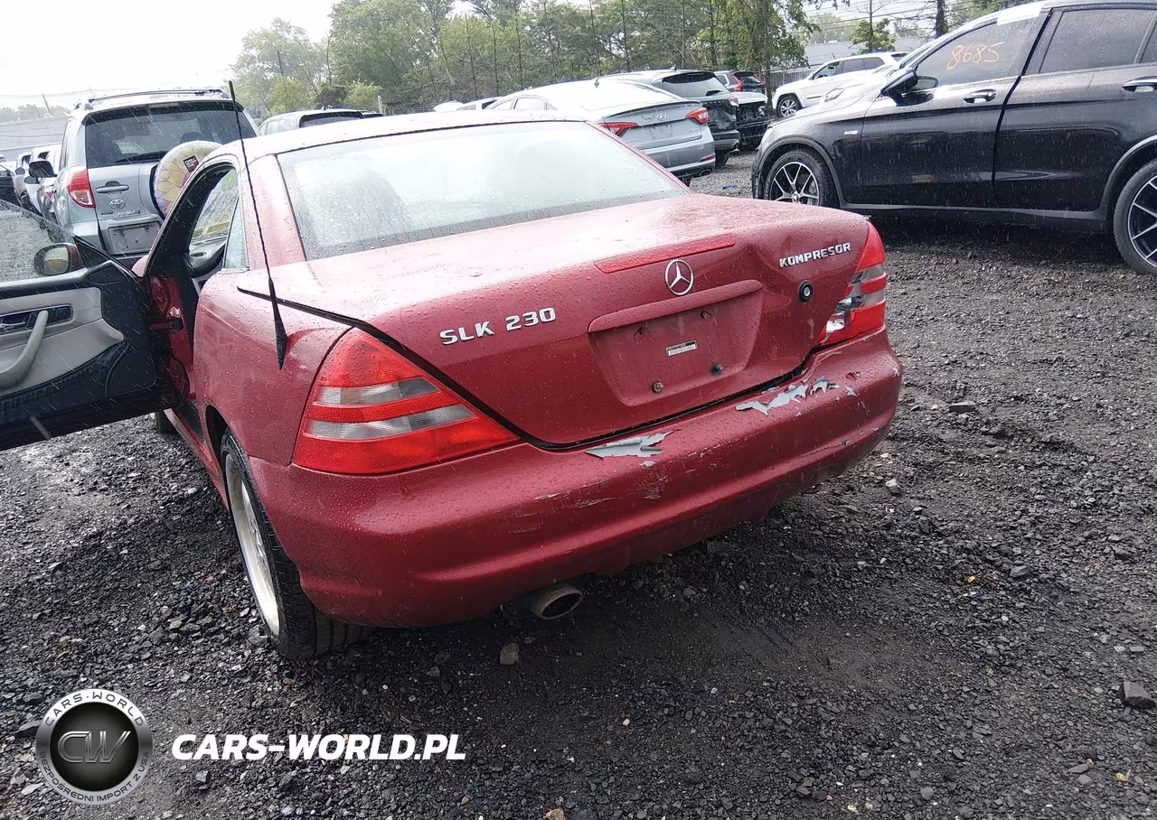 2000 Mercedes-Benz Slk 230 Kompressor VIN:WDBKK47F3YF156383 - 6