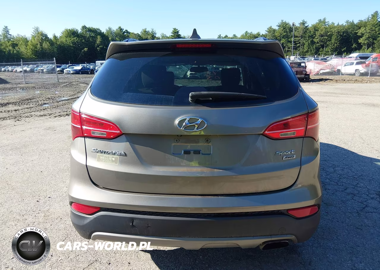 2015 Hyundai Santa Fe Sport 2.4L VIN:5XYZUDLB0FG242080 - 16