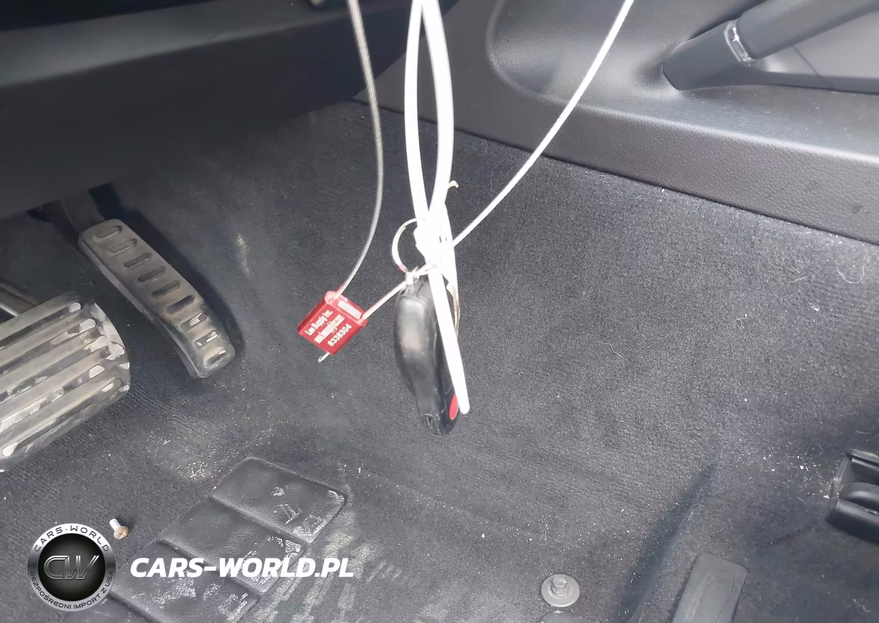 2012 Porsche Cayenne VIN:WP1AA2A22CLA02301 - 11