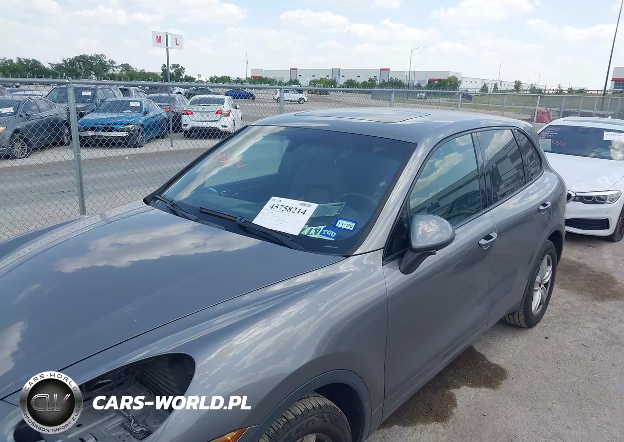2012 Porsche Cayenne VIN:WP1AA2A22CLA02301 - 12