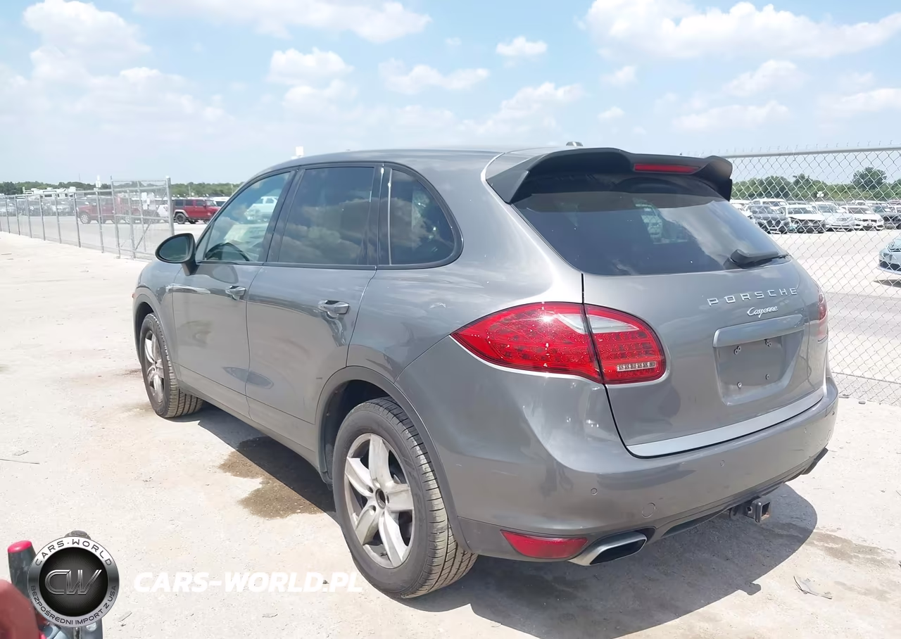 2012 Porsche Cayenne VIN:WP1AA2A22CLA02301 - 3