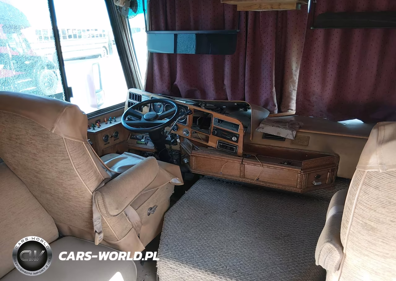 1989 Chevrolet P30 VIN:1GBKP37WXK3333926 - 5
