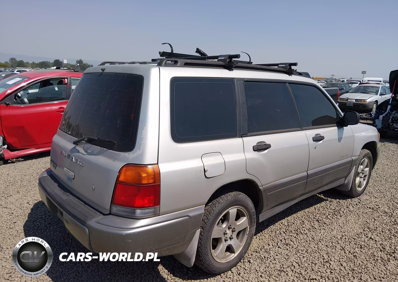 1999 Subaru Forester S VIN:JF1SF6559XG720130 - 4