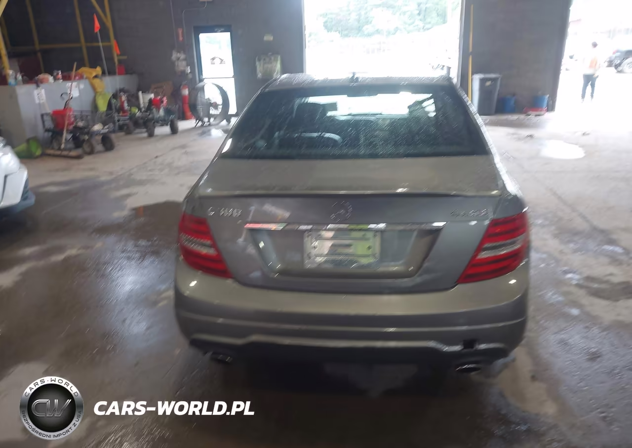 2013 Mercedes-Benz C 300 Sport 4Matic VIN:WDDGF8AB0DR283437 - 16