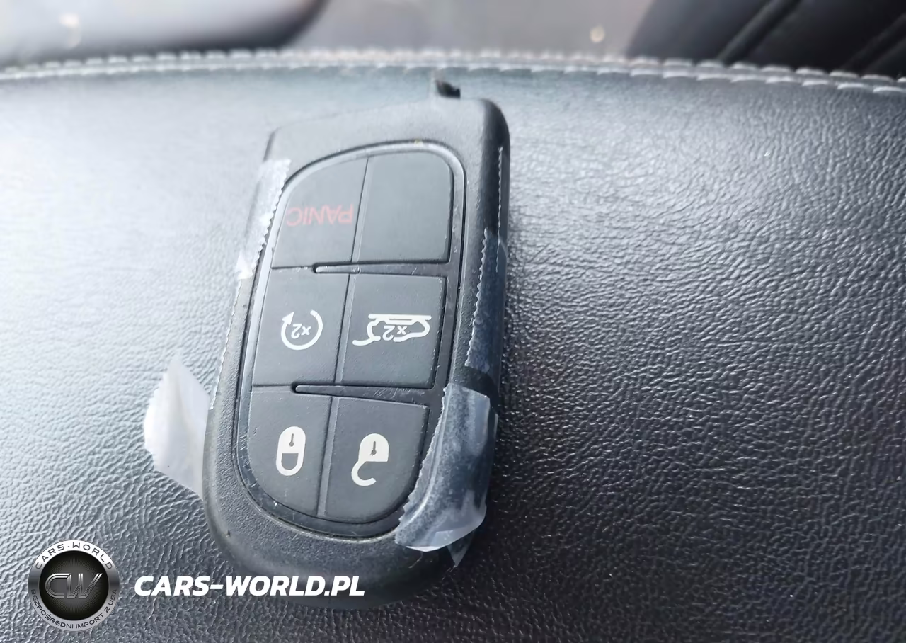 2019 Jeep Cherokee Latitude Plus Fwd VIN:1C4PJLLB6KD348634 - 11