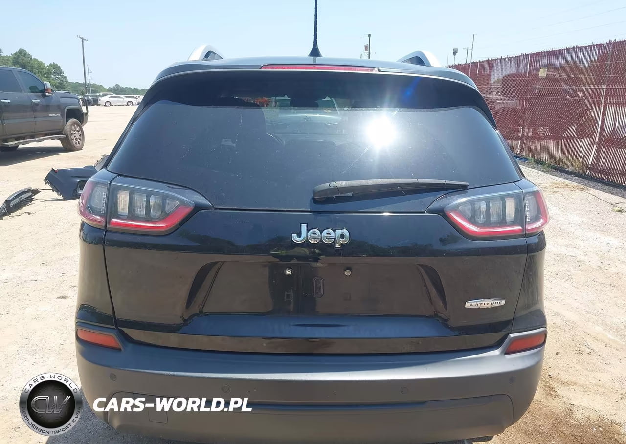 2019 Jeep Cherokee Latitude Plus Fwd VIN:1C4PJLLB6KD348634 - 17