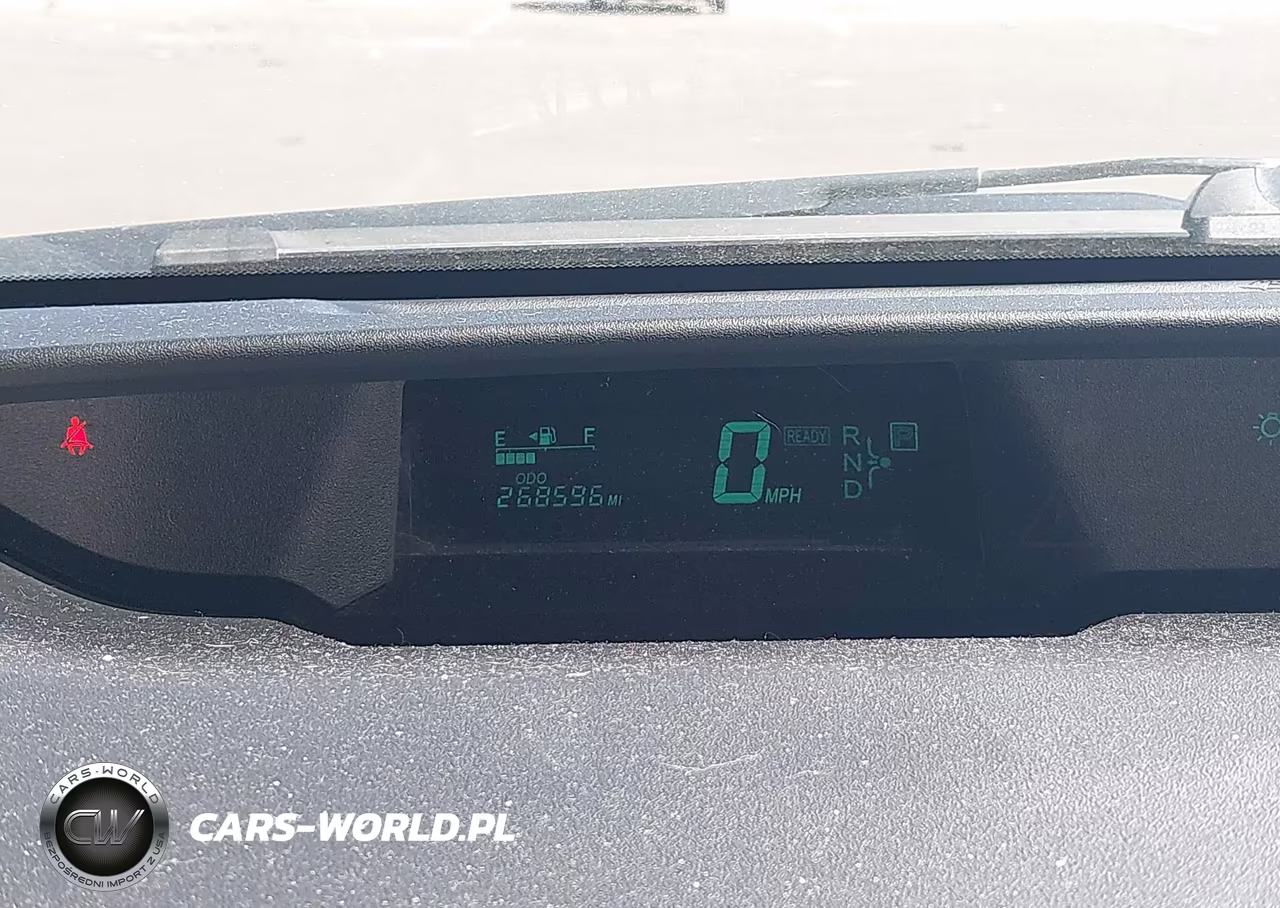 2005 Toyota Prius VIN:JTDKB20UX57045642 - 7