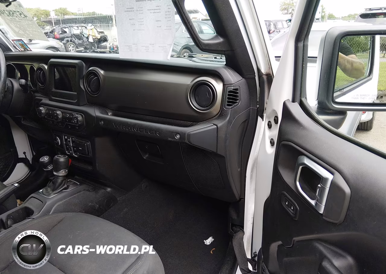 2018 Jeep Wrangler Unlimited Sport S 4X4 VIN:1C4HJXDG6JW304349 - 5
