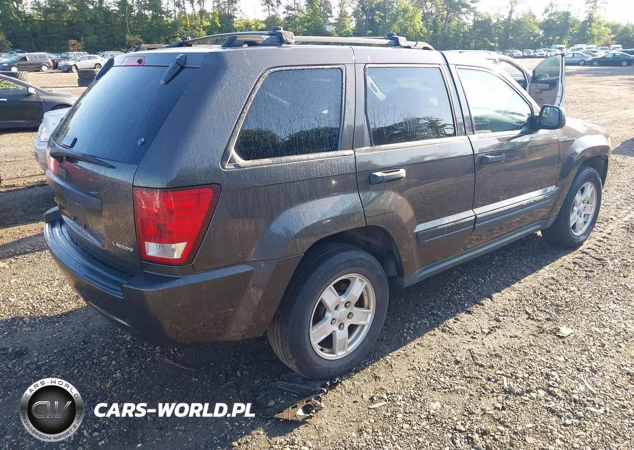 2005 Jeep Grand Cherokee Laredo VIN:1J4GR48K15C668505 - 4