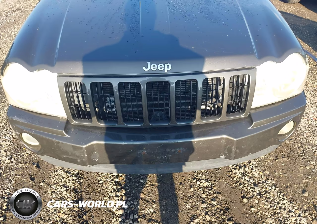 2005 Jeep Grand Cherokee Laredo VIN:1J4GR48K15C668505 - 6