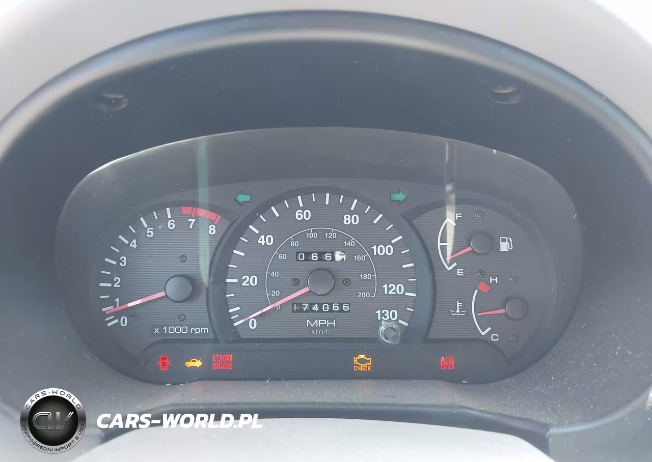 2002 Hyundai Accent Gl VIN:KMHCG45C62U332826 - 7