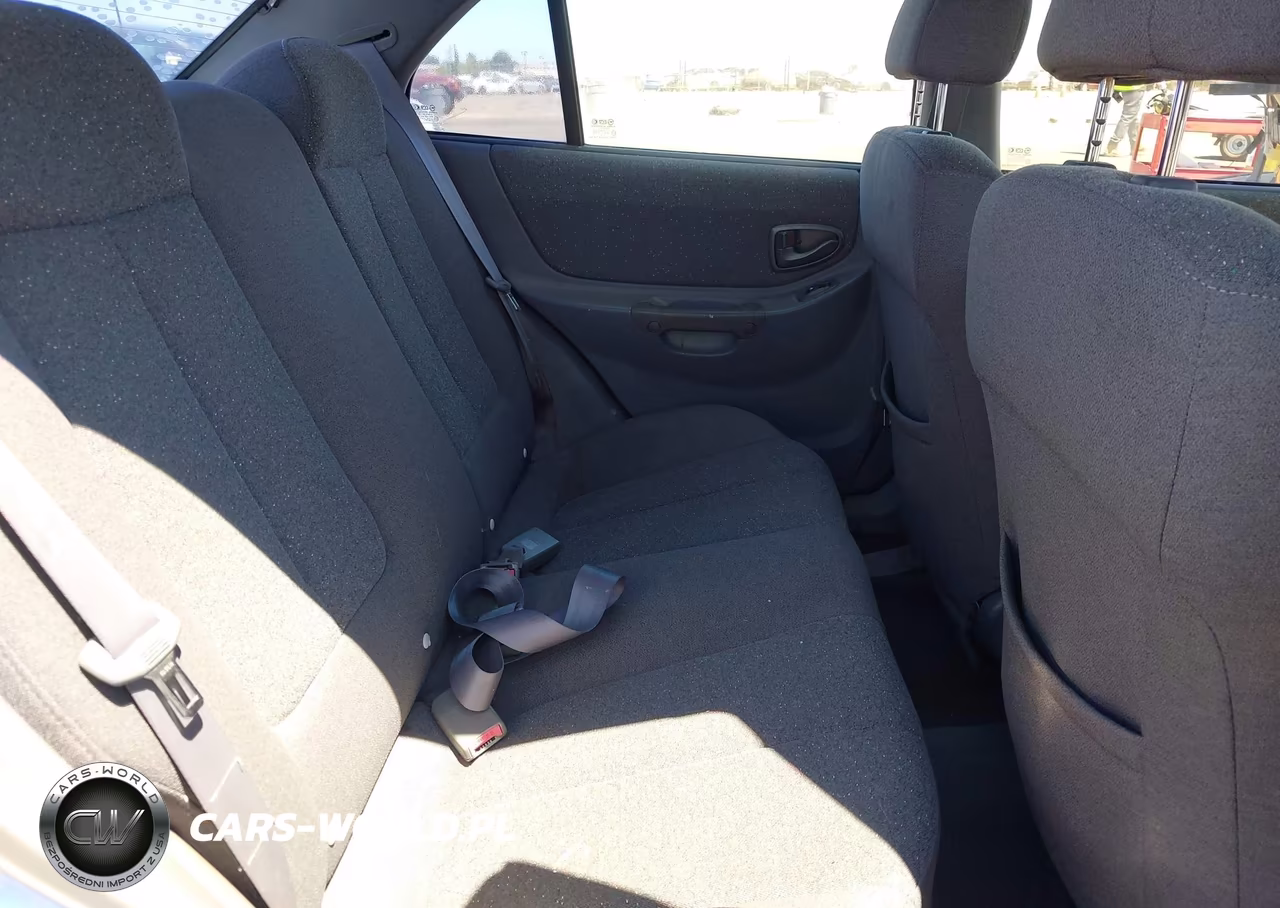 2002 Hyundai Accent Gl VIN:KMHCG45C62U332826 - 8