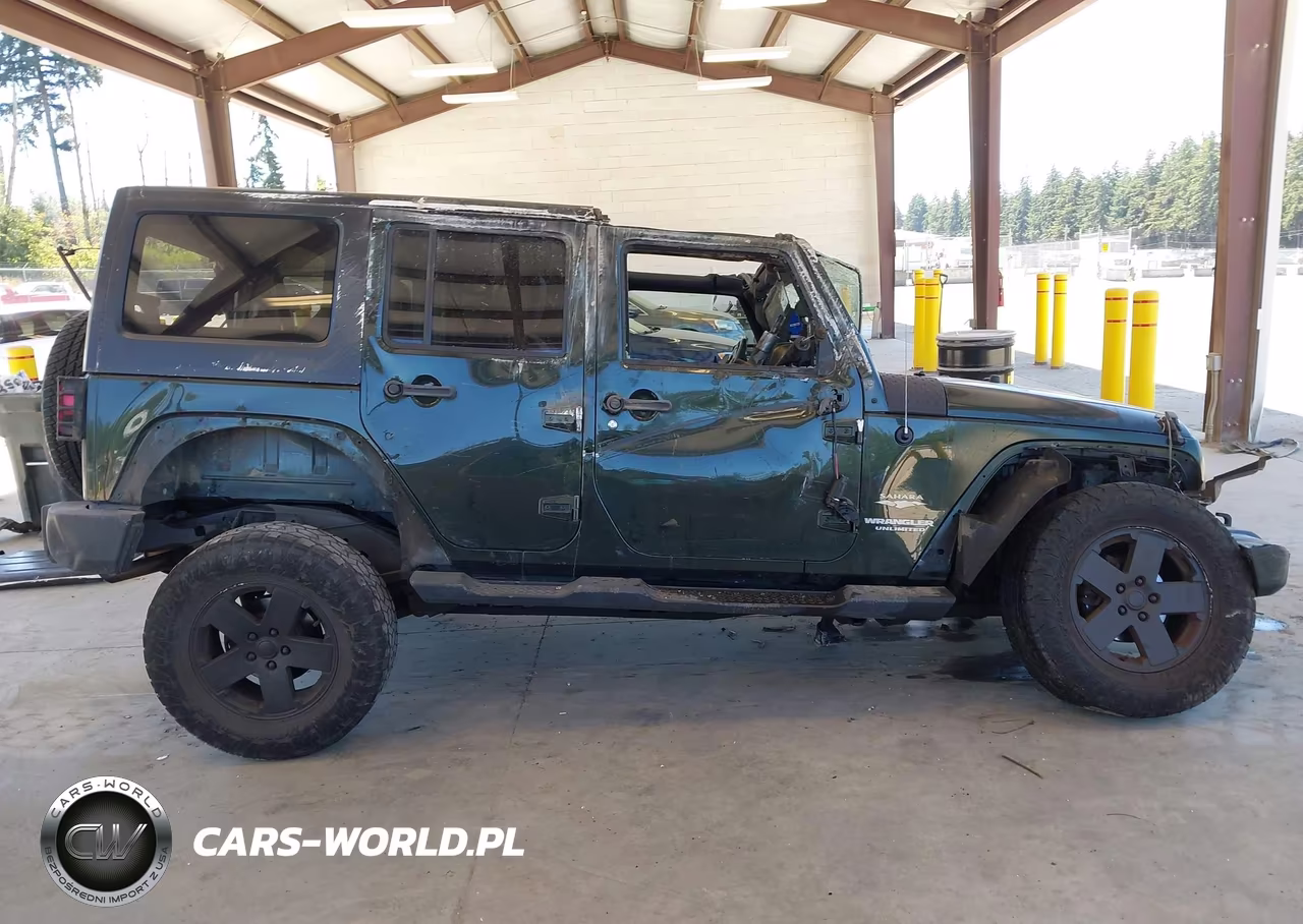 2011 Jeep Wrangler Unlimited Sahara VIN:1J4BA5H19BL518474 - 14