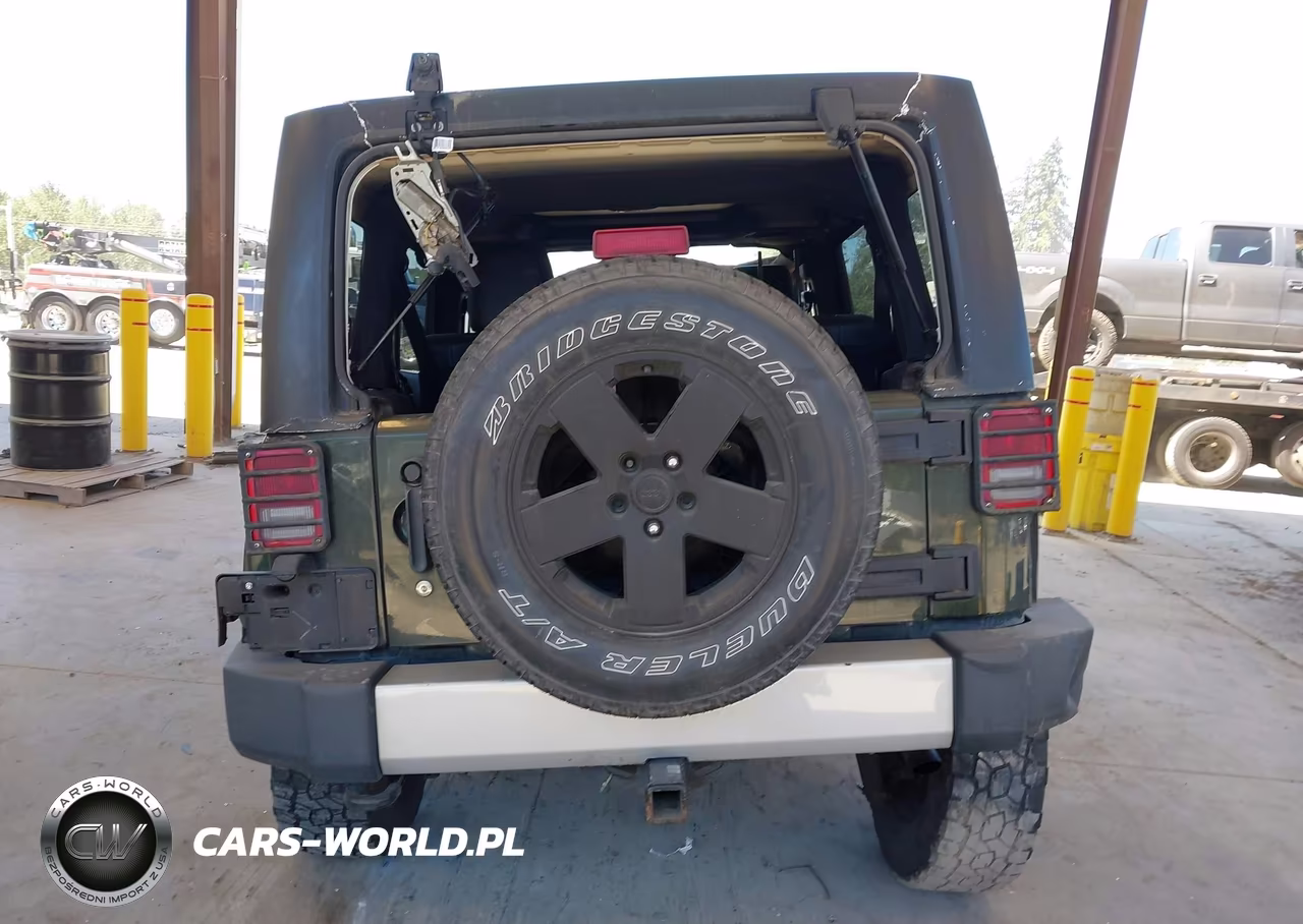 2011 Jeep Wrangler Unlimited Sahara VIN:1J4BA5H19BL518474 - 17