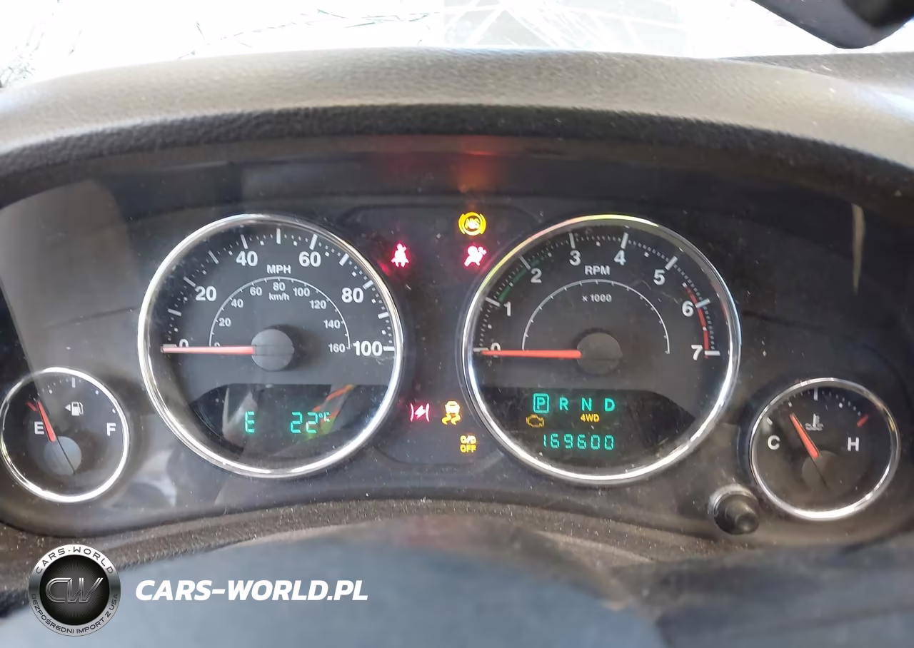 2011 Jeep Wrangler Unlimited Sahara VIN:1J4BA5H19BL518474 - 7