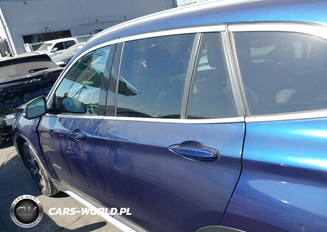 2018 BMW X1 Sdrive28I VIN:WBXHU7C34J5H42711 - 15