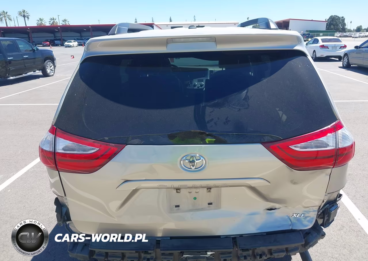 2017 Toyota Sienna Xle 8 Passenger VIN:5TDYZ3DCXHS897786 - 17